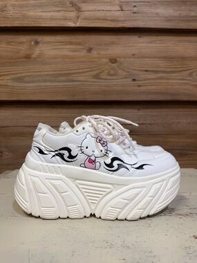 Bershka Hello Kitty Platform Sneakers